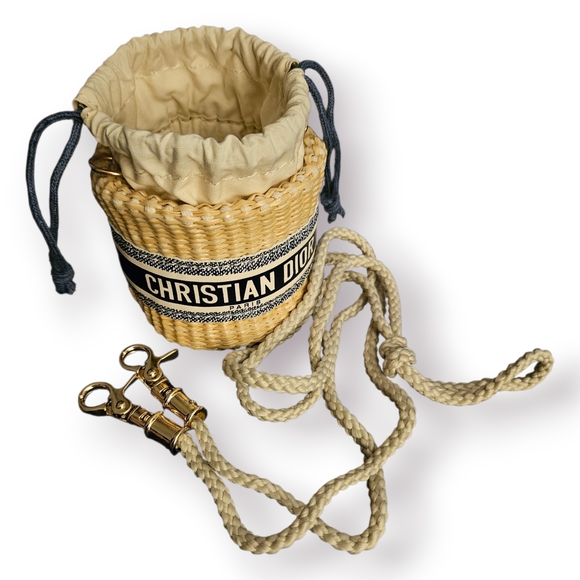 Dior Black Mirror with Box - Picture 6 of 6